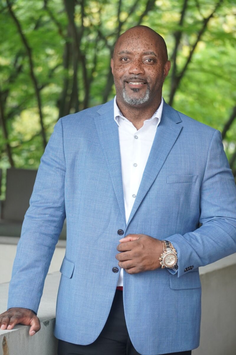 Dr. James Dixon